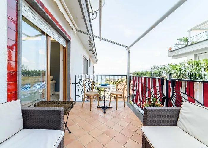 Estate4home - The Attic