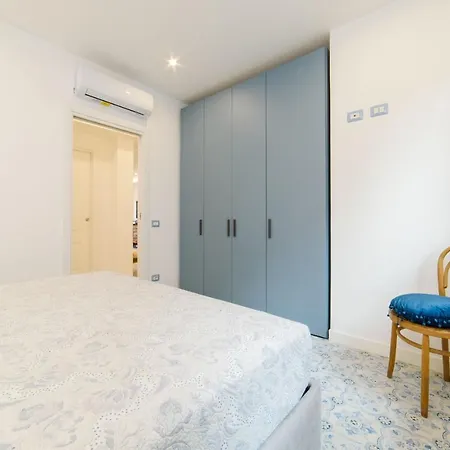 Estate4home - The Attic Apartment